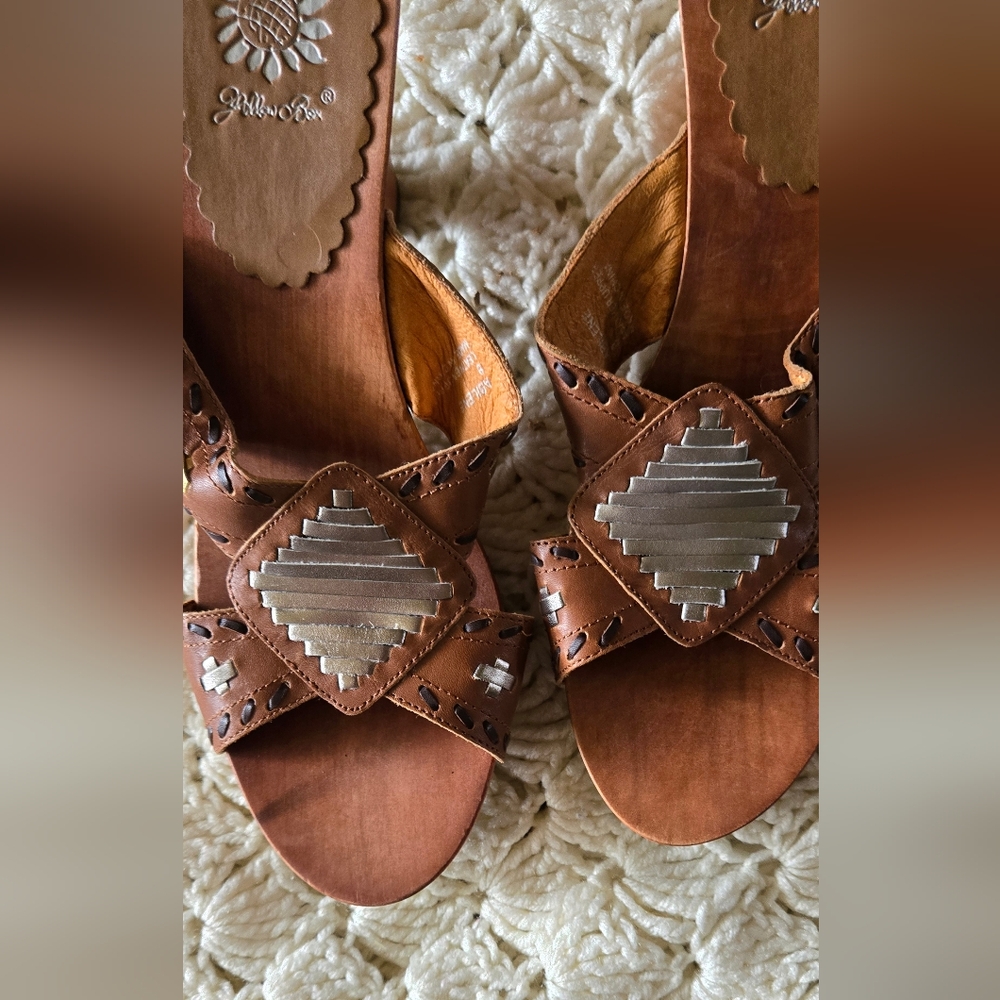 Yellow Box Women's Brown Sandals with Silver & Gold Accents Vintage NWOT Y2k